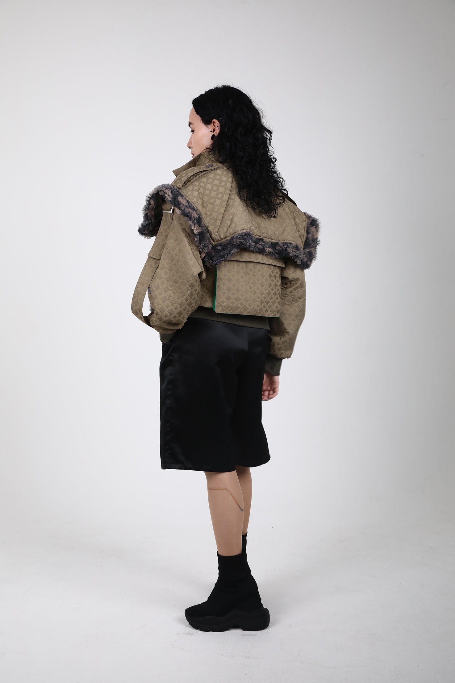 Frill Bolero